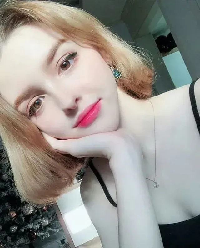 Hình ảnh hot girl Mỹ nổi tiếng trên Instagram toát lên nét đẹp cuốn hút