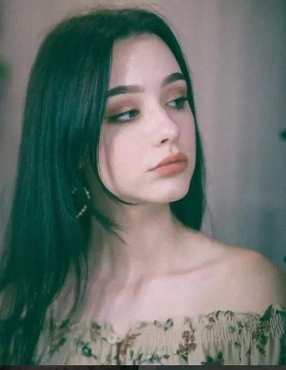 Ảnh người mẫu Tây bikini với nét đẹp quyến rũ và năng động