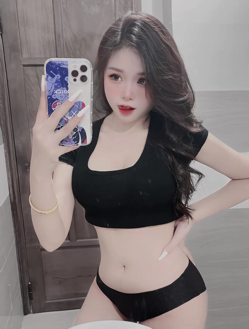 Hình ảnh hot girl Trung Quốc cá tính nổi bật giữa đám đông