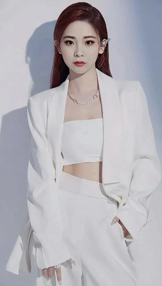 Gái đẹp 2k5, sở hữu vẻ đẹp tự nhiên và thanh thoát