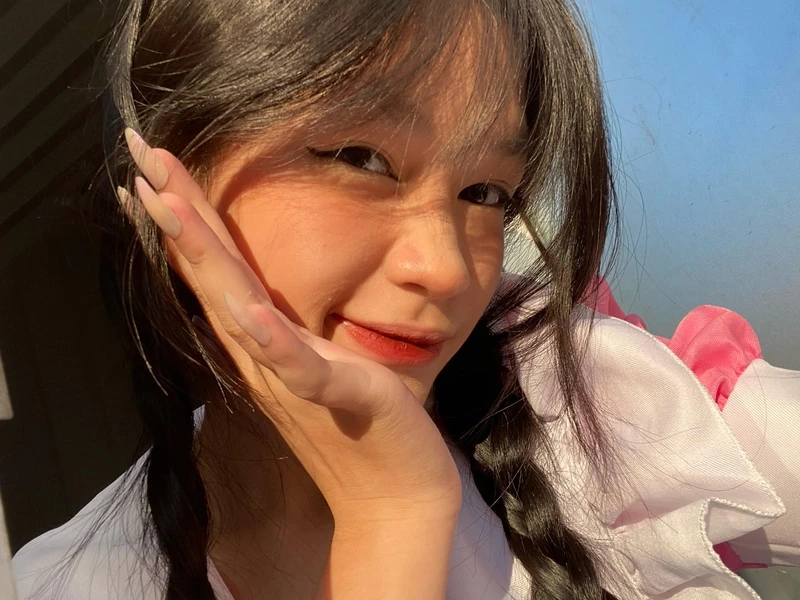 Ảnh gái xinh 2k11 với nụ cười tỏa sáng trong mọi khoảnh khắc