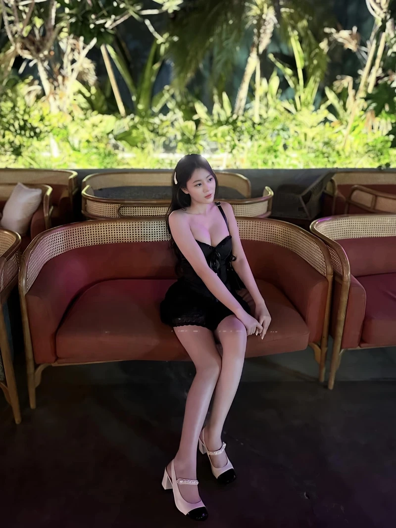 Gái Xinh Live | Chiêm ngưỡng bộ ảnh gái xinh 18 đẹp tự nhiên và quyến rũ